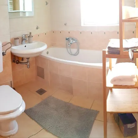 Sea View Elena Apartamento Makarska